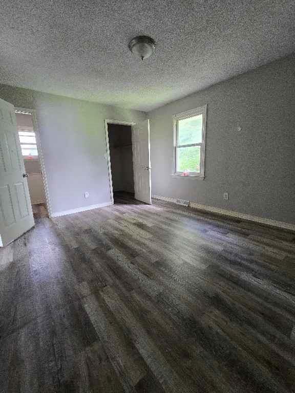 109 E Joy Street — photo 25