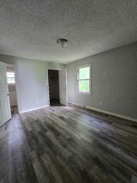 109 E Joy Street — photo 27