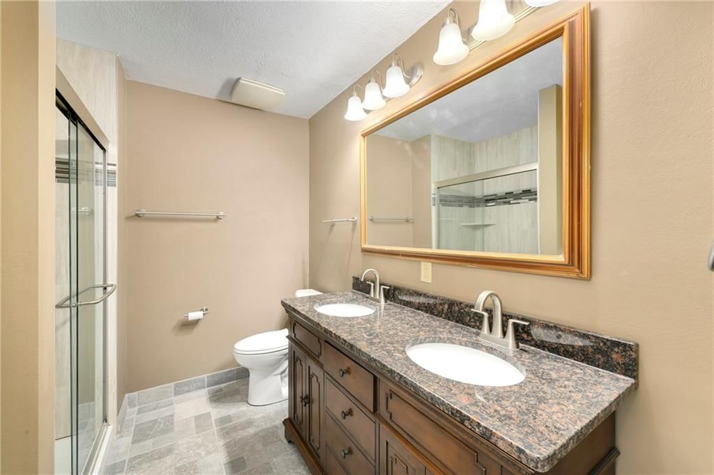 10119 EARNSHAW Street — photo 21