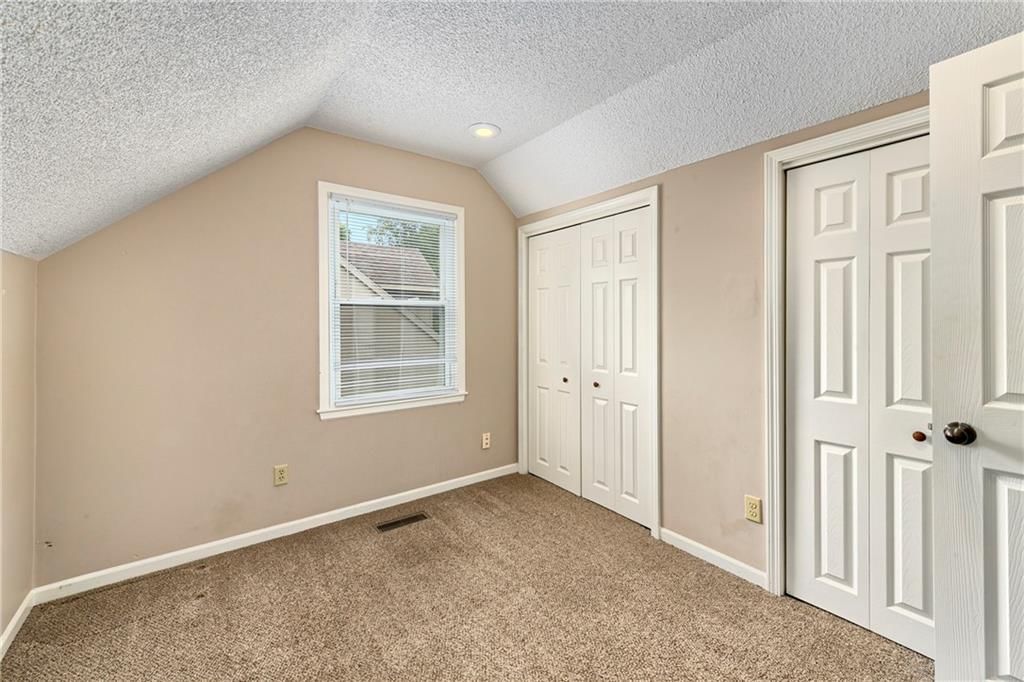10119 EARNSHAW Street — photo 26