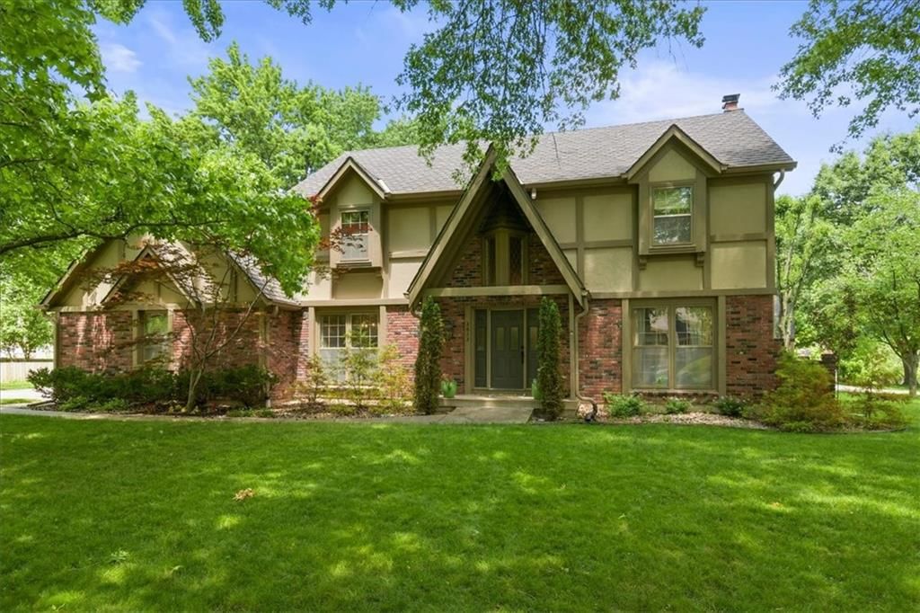 3613 NW Blue Jacket Drive — photo 1