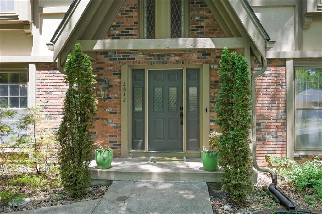 3613 NW Blue Jacket Drive — photo 2