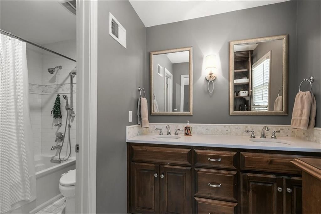 3613 NW Blue Jacket Drive — photo 17