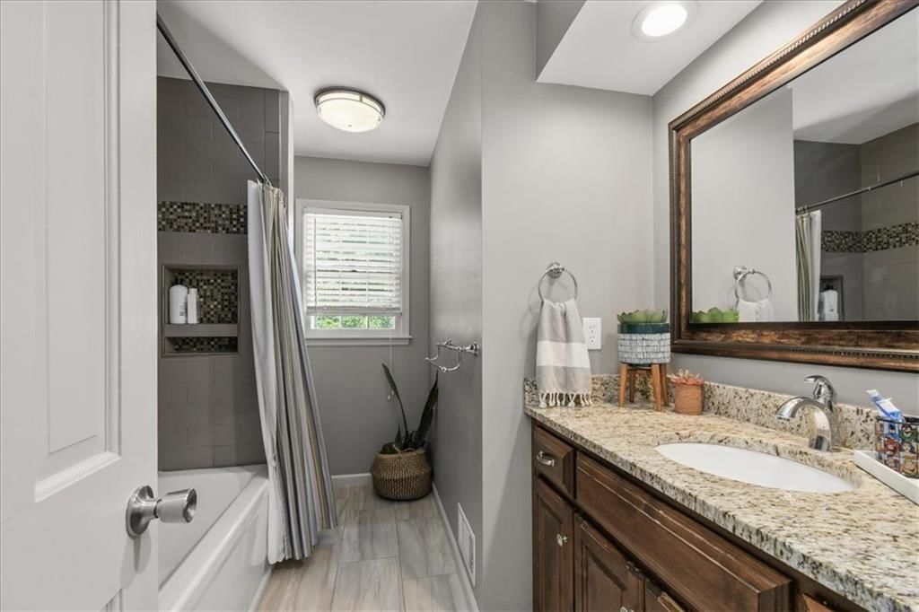 3613 NW Blue Jacket Drive — photo 21