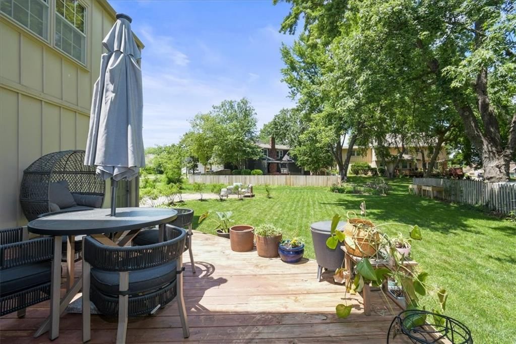 3613 NW Blue Jacket Drive — photo 23