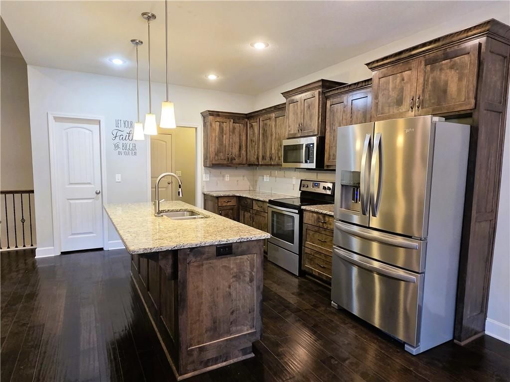 4817 SW Marguerite Street — photo 4