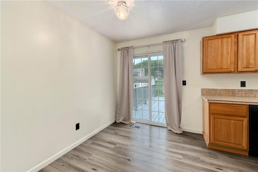 15810 Valentine Street — photo 11