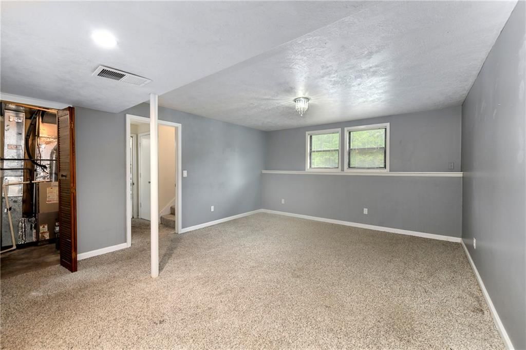 15810 Valentine Street — photo 19