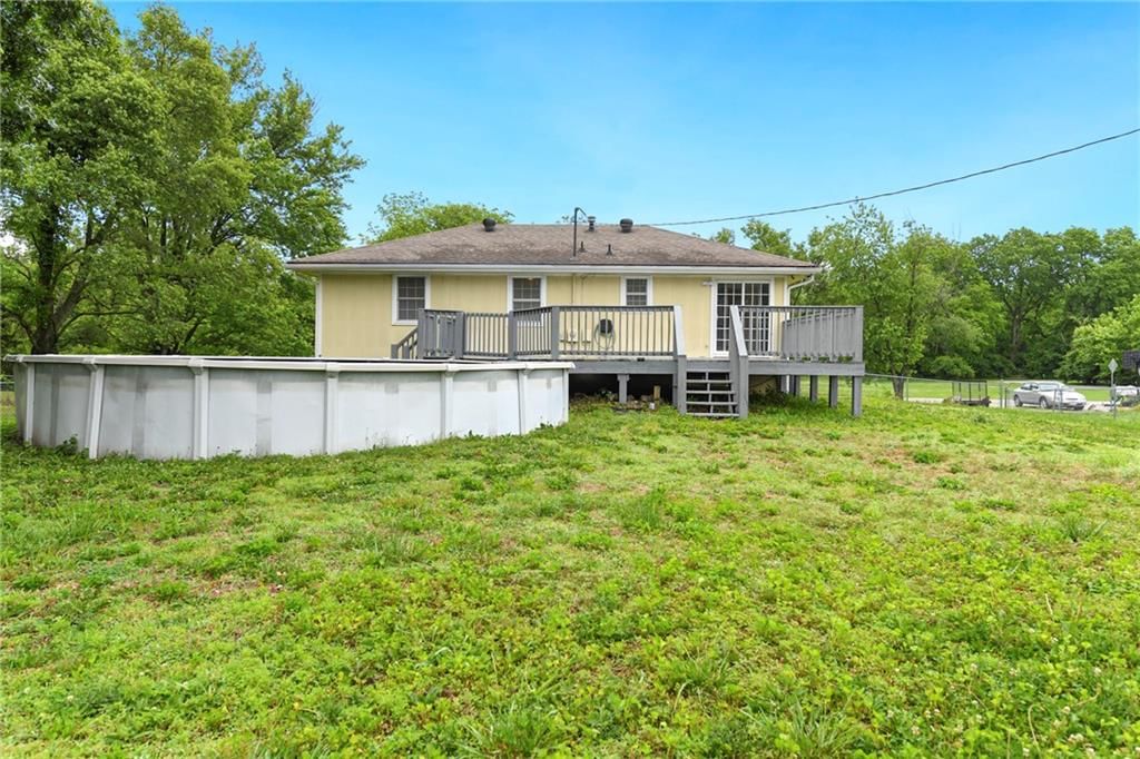 15810 Valentine Street — photo 27