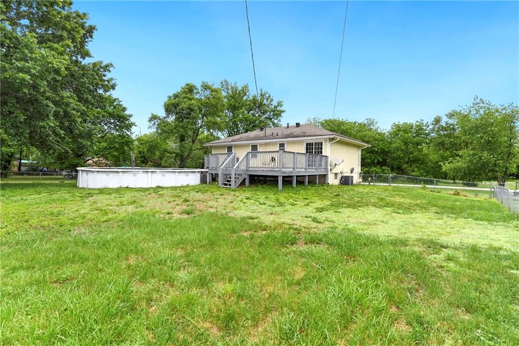 15810 Valentine Street — photo 29