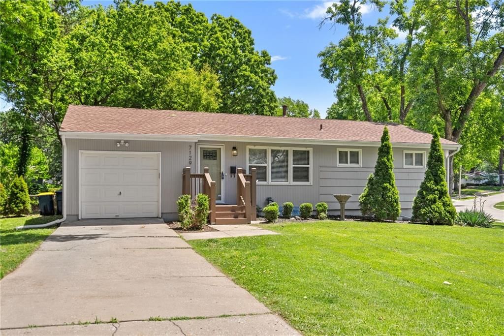 7129 Lowell Avenue — photo 3