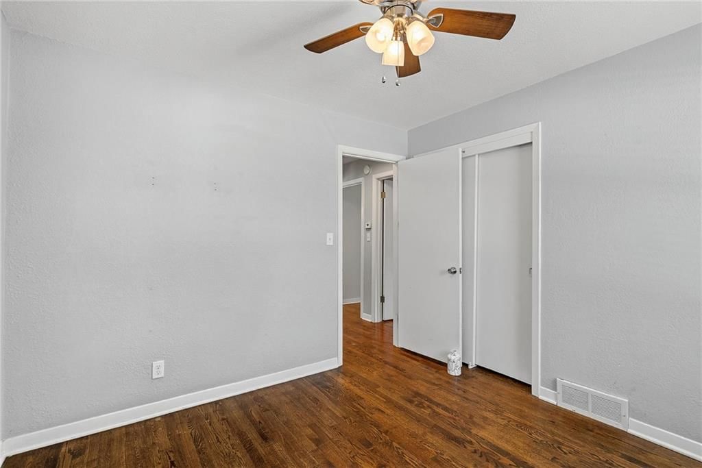 7129 Lowell Avenue — photo 17