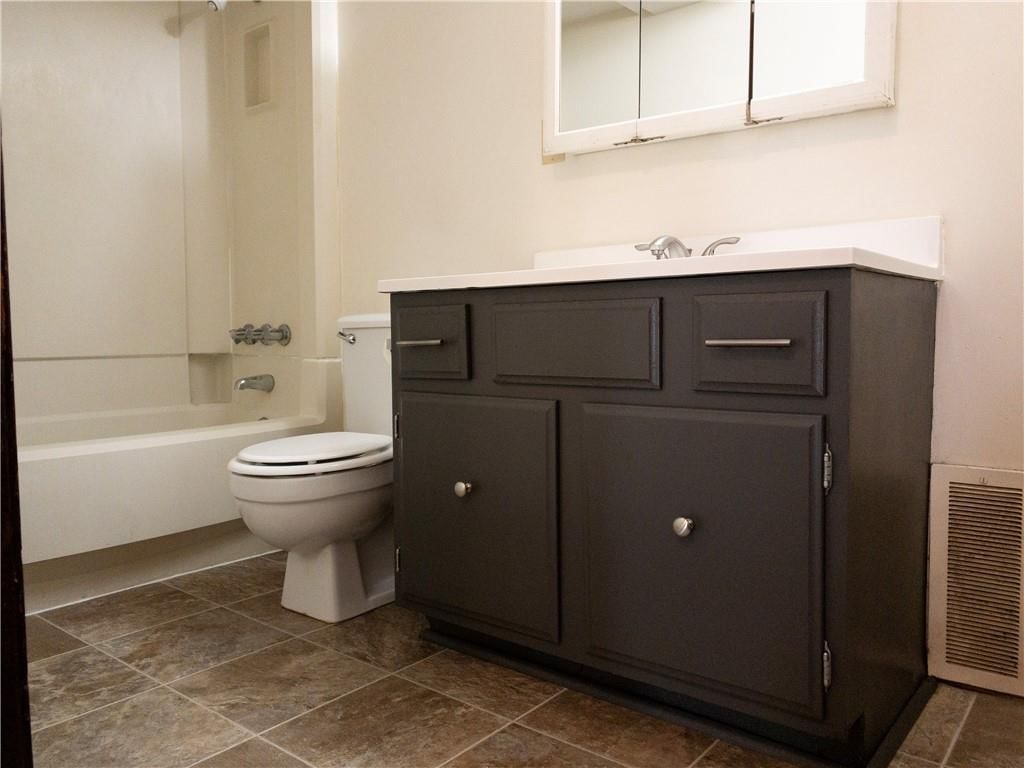 426 Olive Street — photo 8