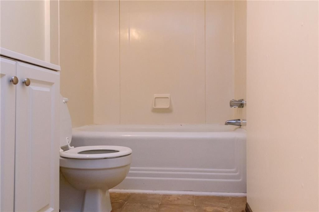 426 Olive Street — photo 9