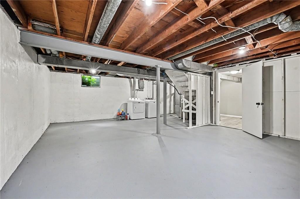 3813 NE 50th Street — photo 22