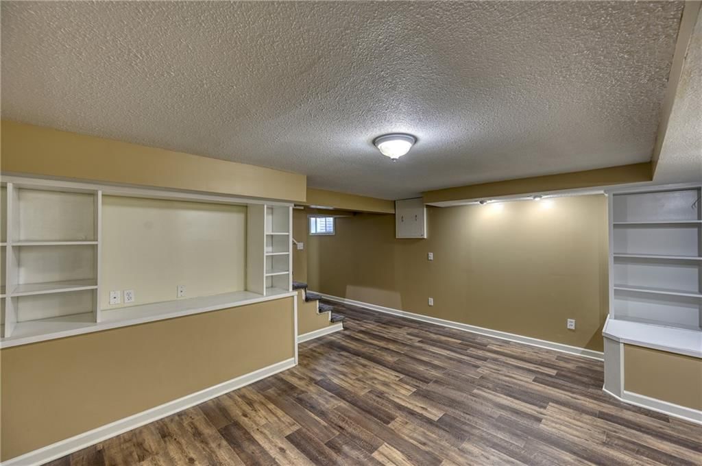 749 SE CLAREMONT Street — photo 8