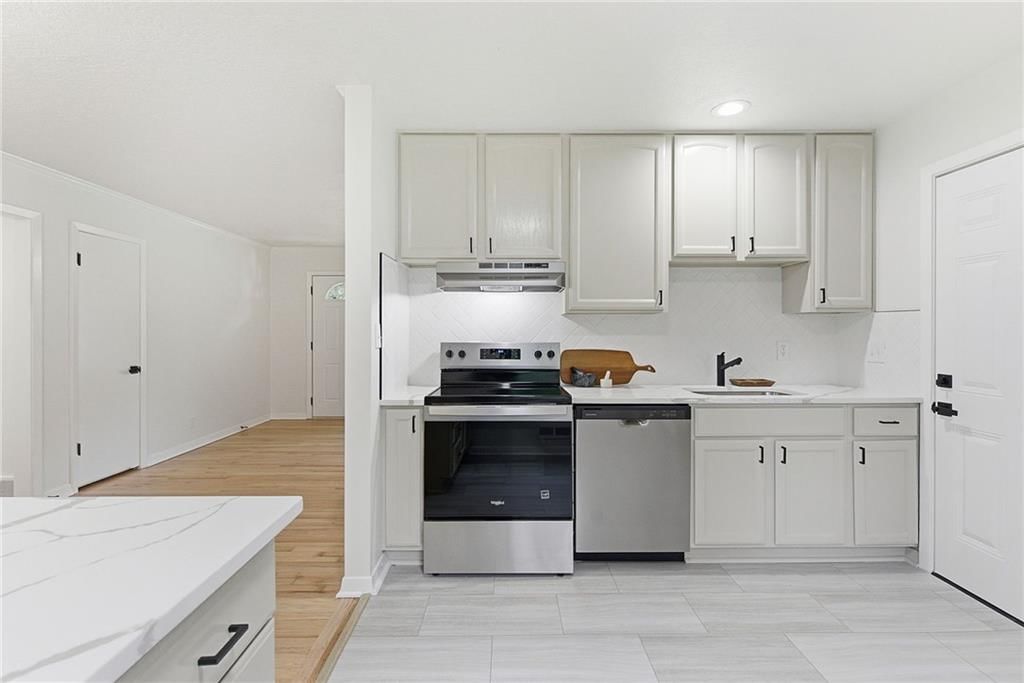 5800 W 75th Street — photo 9