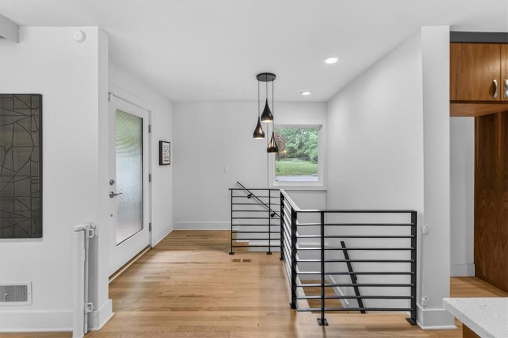 8606 Belinder Road — photo 12