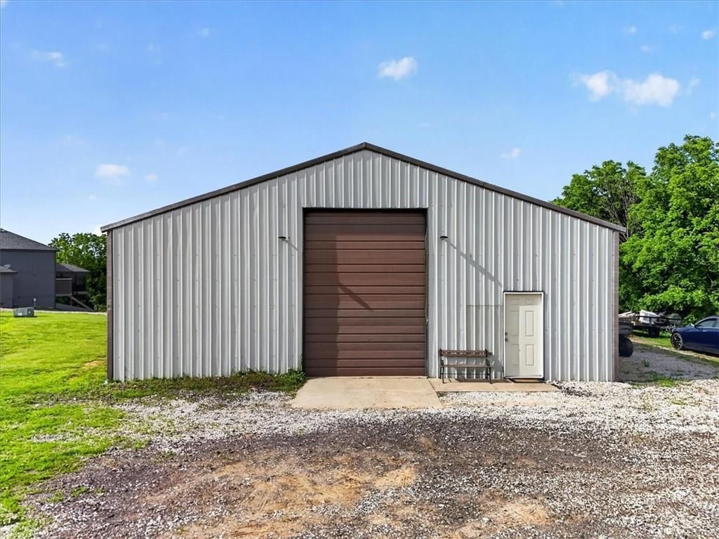 715 S Minter Road — photo 71