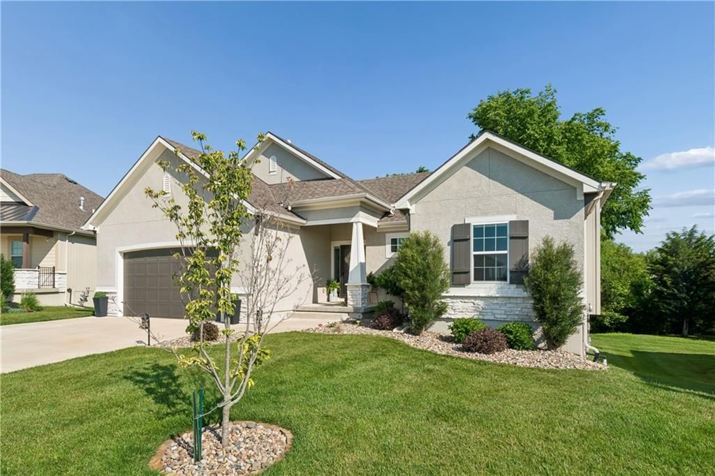 1008 Churchill Circle — photo 2