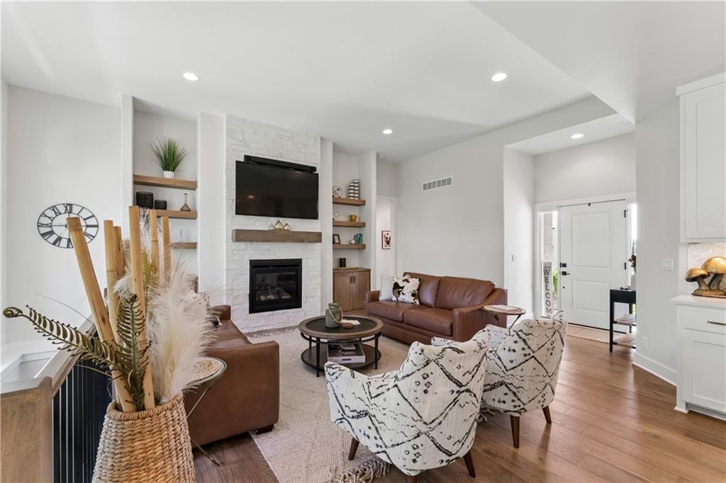 1008 Churchill Circle — photo 6