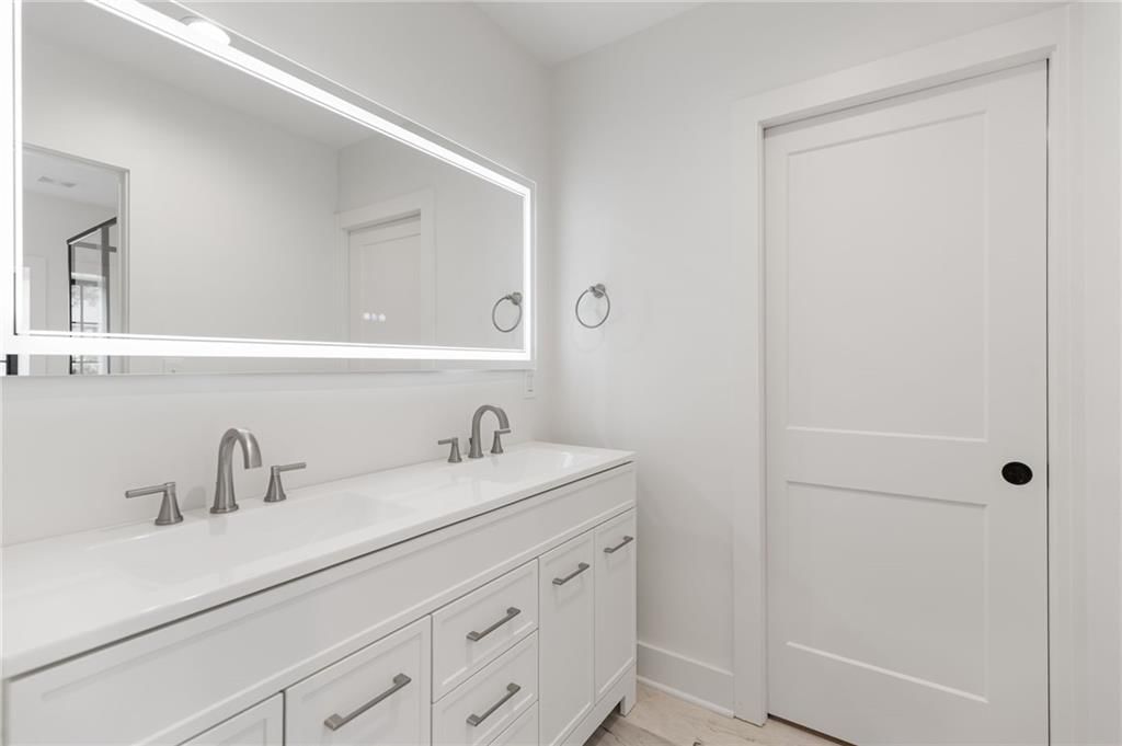 12811 W 71st Street — photo 50