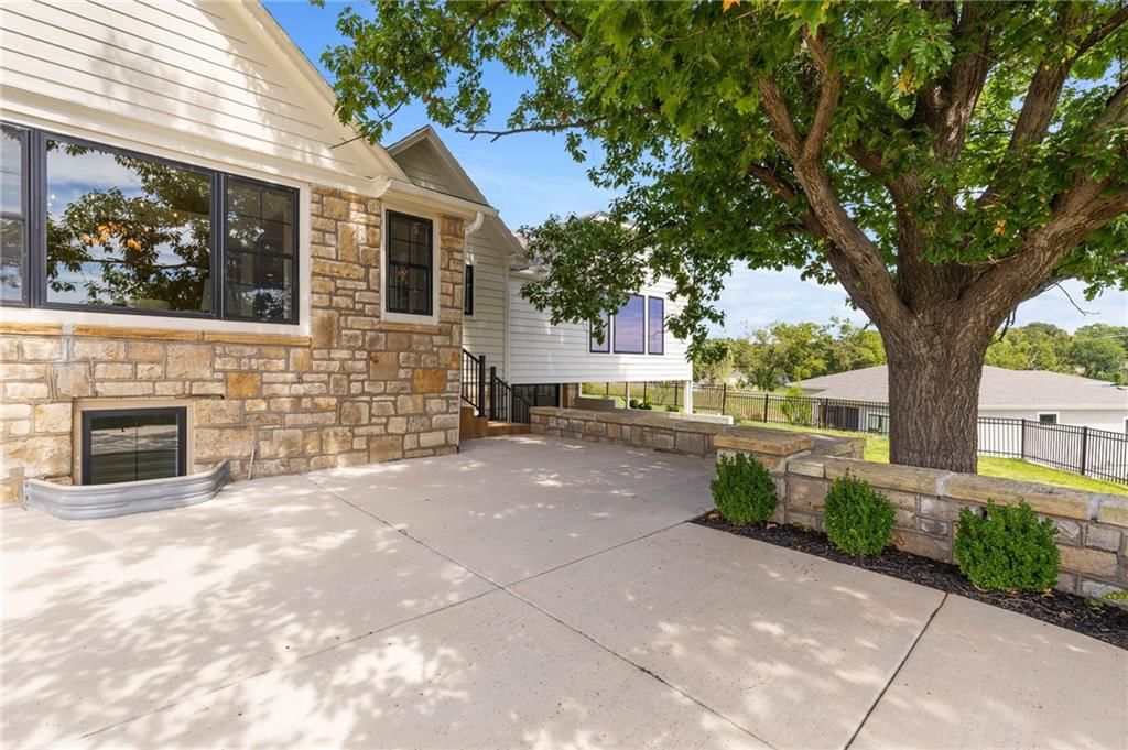 12811 W 71st Street — photo 68