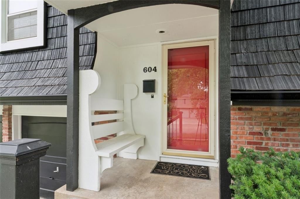 604 S Montclaire Drive — photo 5