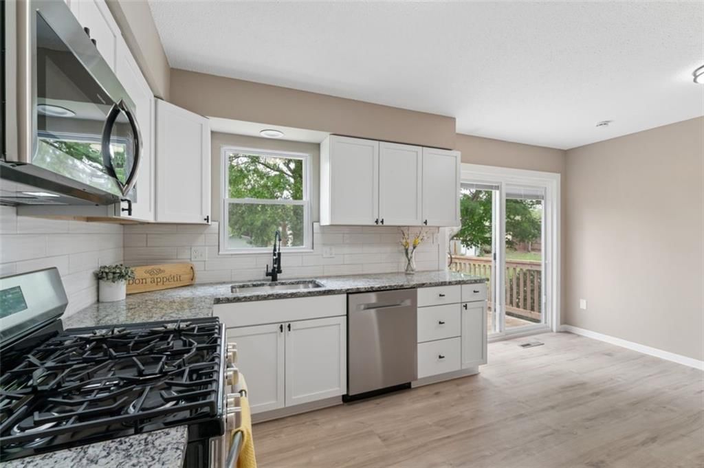 604 S Montclaire Drive — photo 14