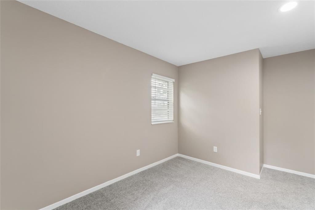 604 S Montclaire Drive — photo 25