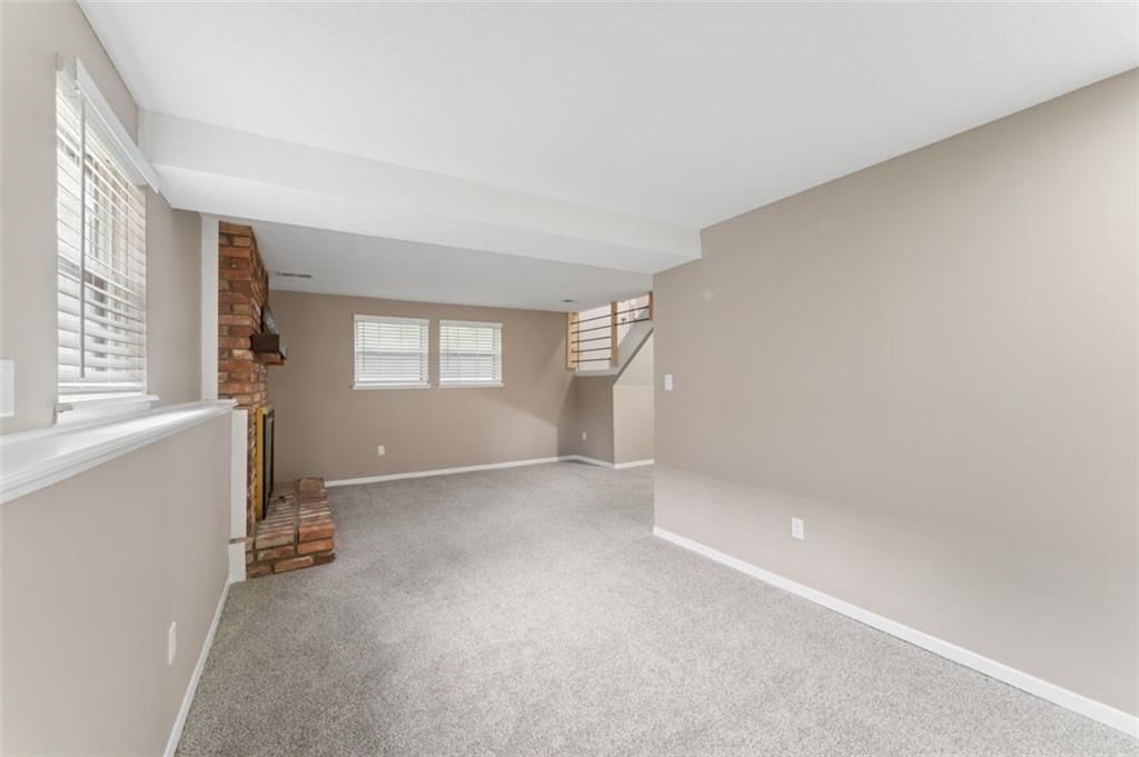 604 S Montclaire Drive — photo 36