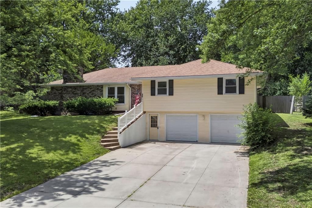 218 Oak Hill Street — photo 2