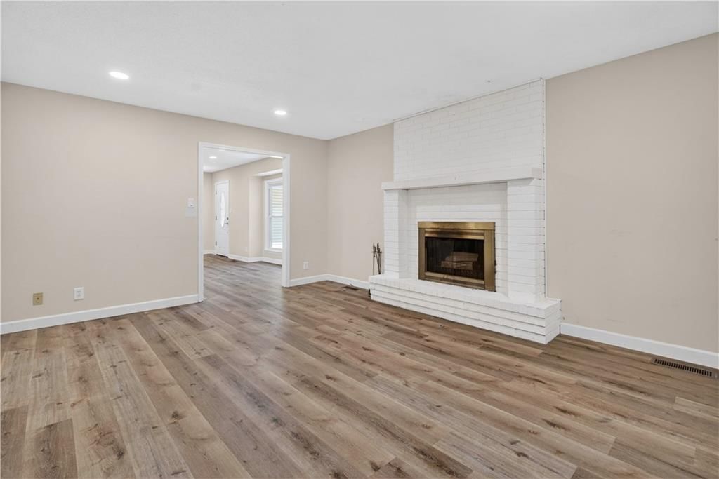 218 Oak Hill Street — photo 21