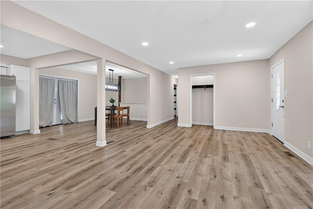 218 Oak Hill Street — photo 22