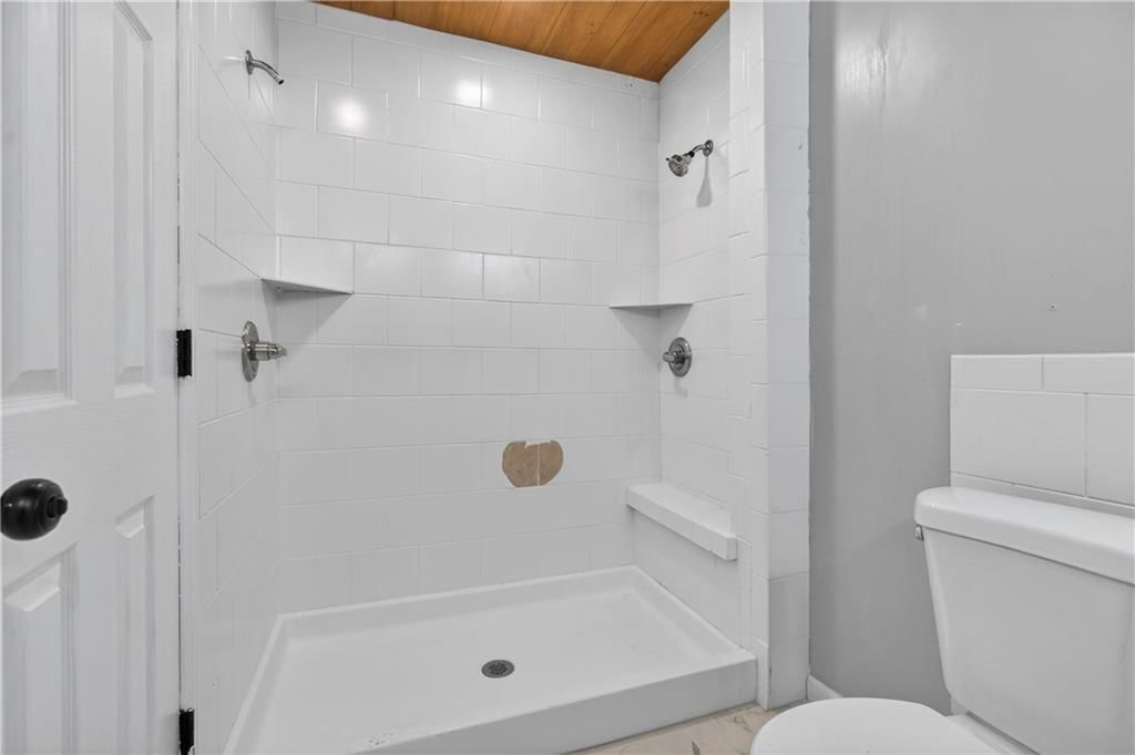 218 Oak Hill Street — photo 29