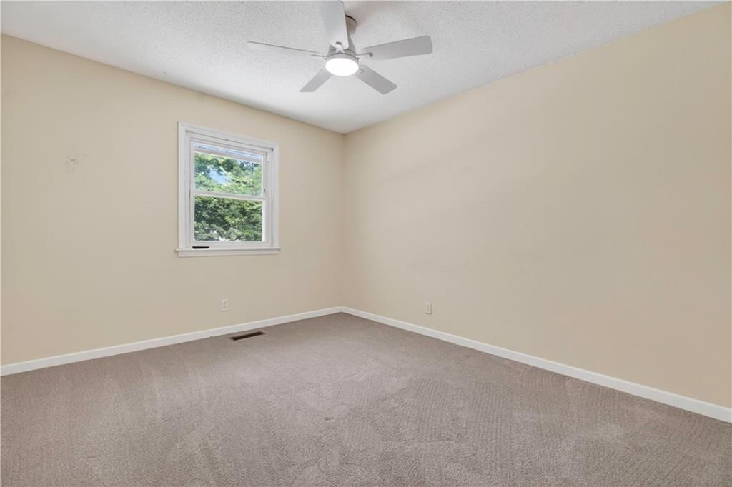 218 Oak Hill Street — photo 35
