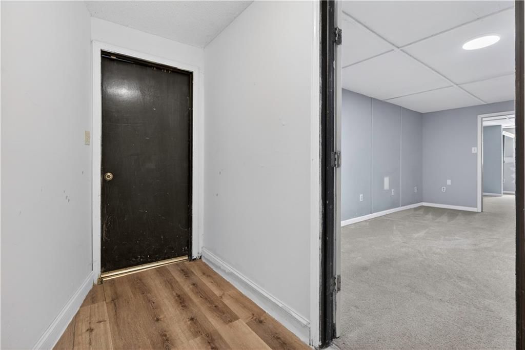218 Oak Hill Street — photo 40