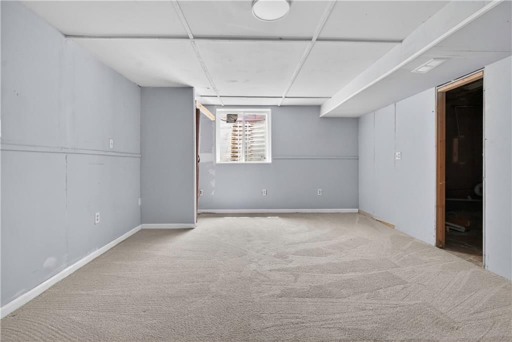 218 Oak Hill Street — photo 43