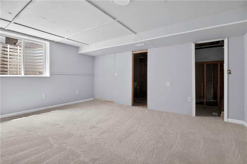 218 Oak Hill Street — photo 44