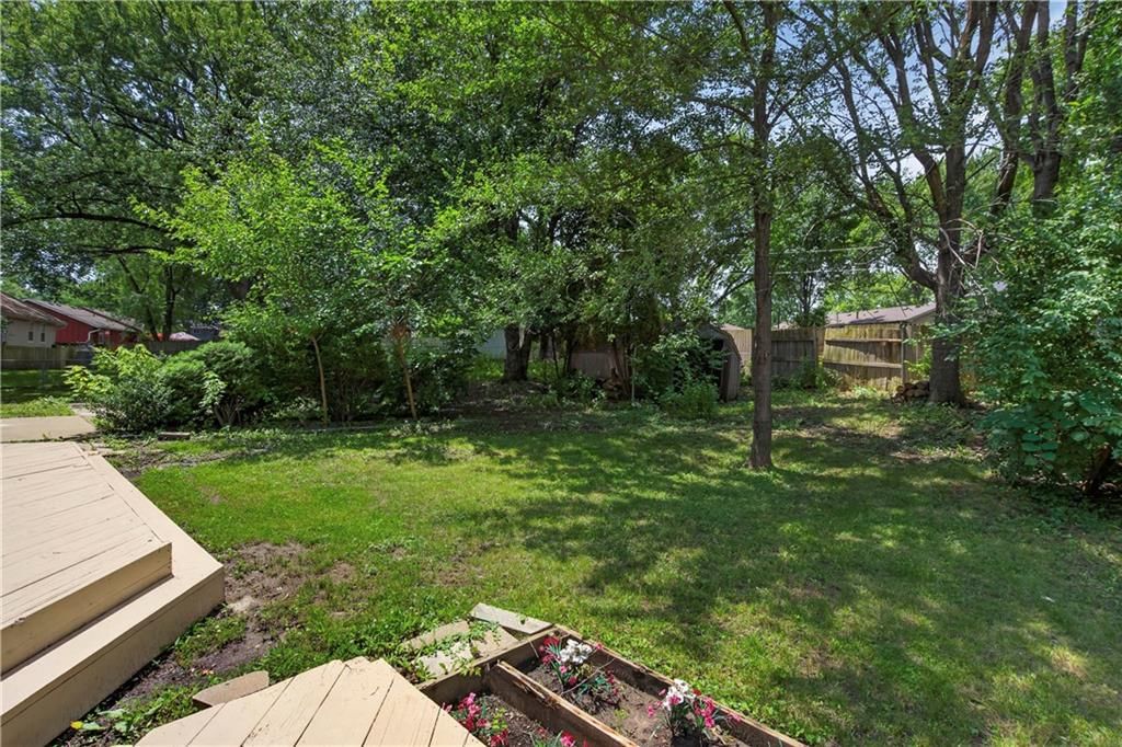 218 Oak Hill Street — photo 46