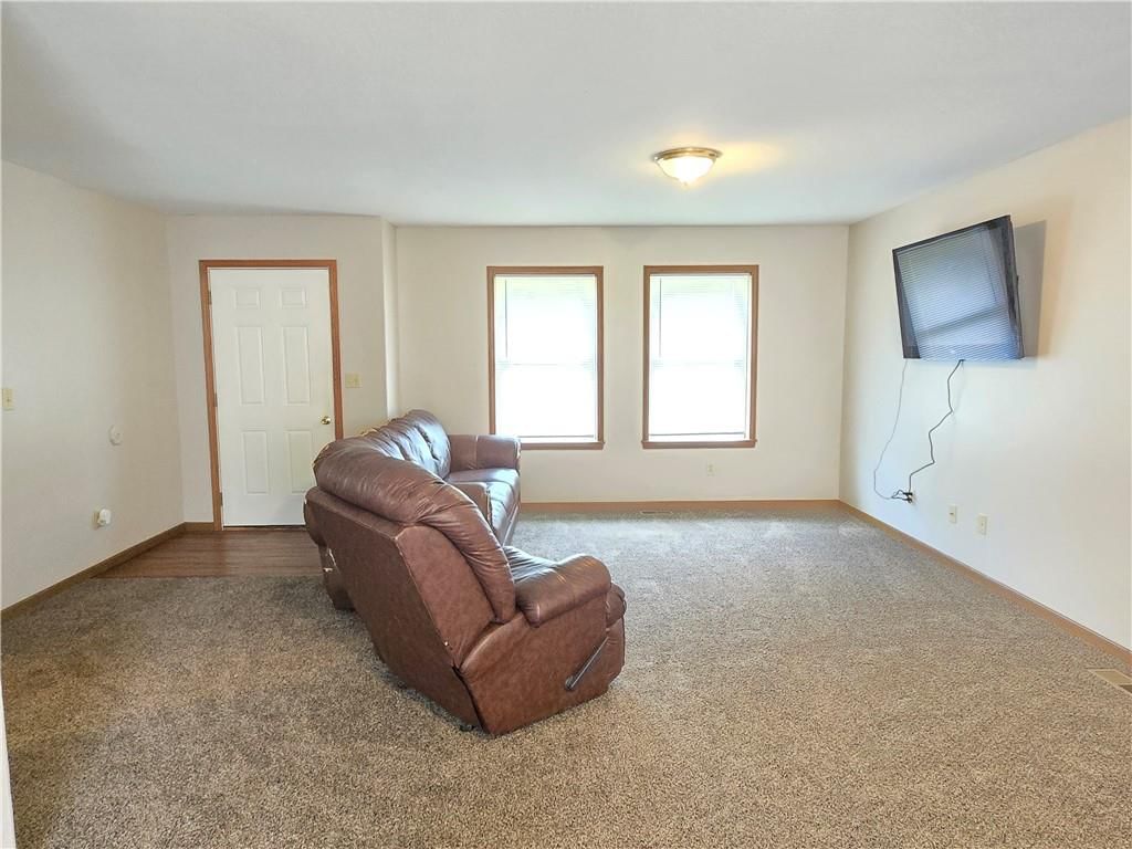817 W Park Street — photo 12