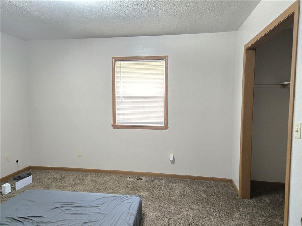 817 W Park Street — photo 33