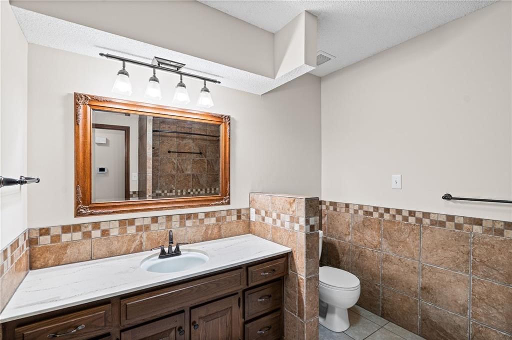 12115 E 61st Street — photo 18