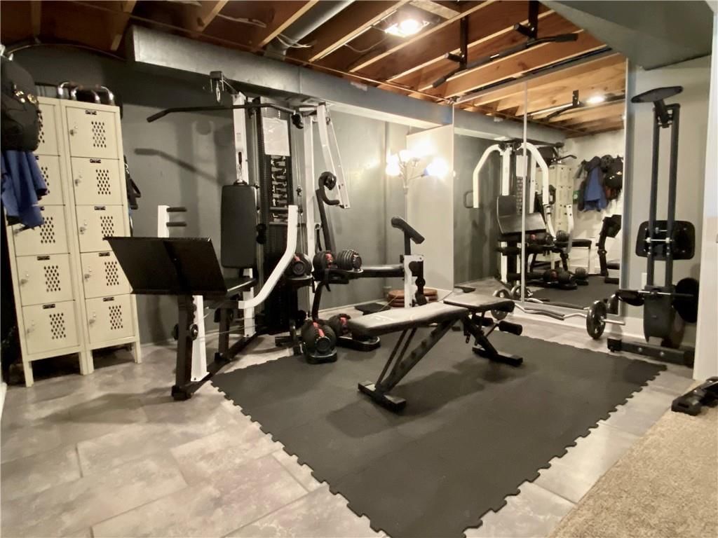8502 W 84th Street — photo 16
