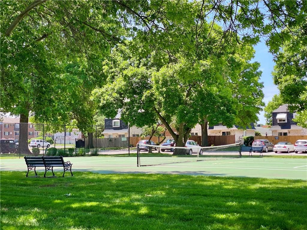 8502 W 84th Street — photo 32