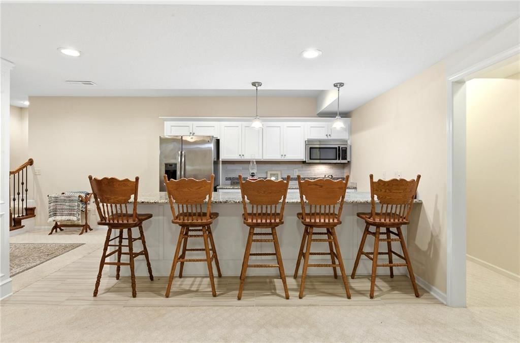 3347 S Wood Avenue — photo 33