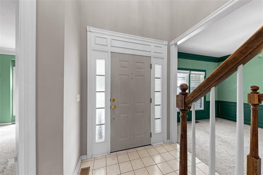 7238 N Myrtle Avenue — photo 2