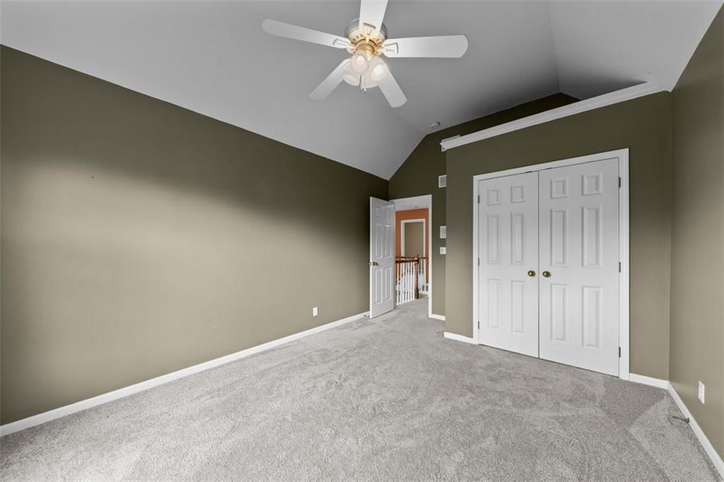 7238 N Myrtle Avenue — photo 16