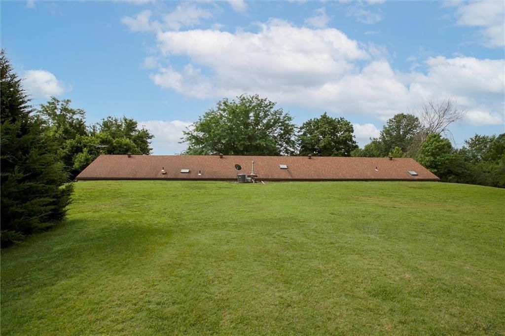18345 Nottingham Court — photo 30