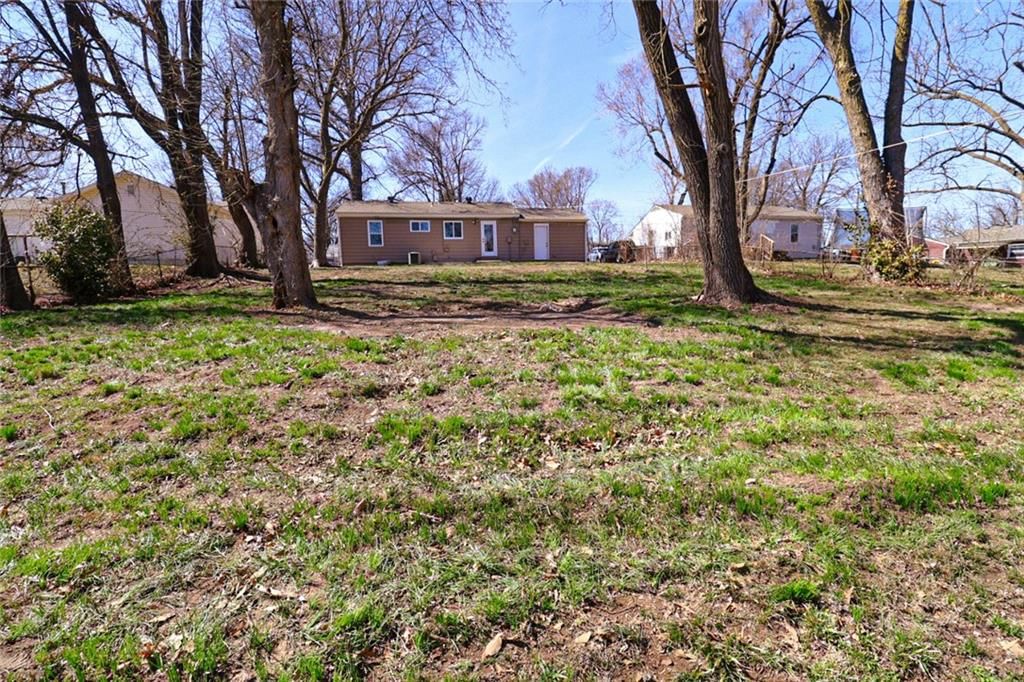5151 N Winchester Avenue — photo 3